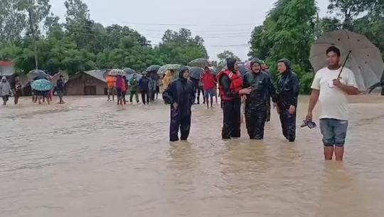 घर फर्किन थालेका छन 