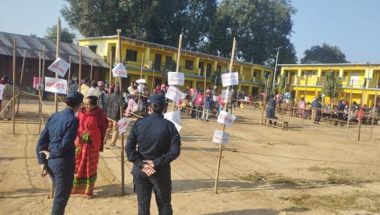 कञ्चनपुरको भीमदत्त ६ मा १ बजेसम्म ३७ प्रतिसत मतदान
