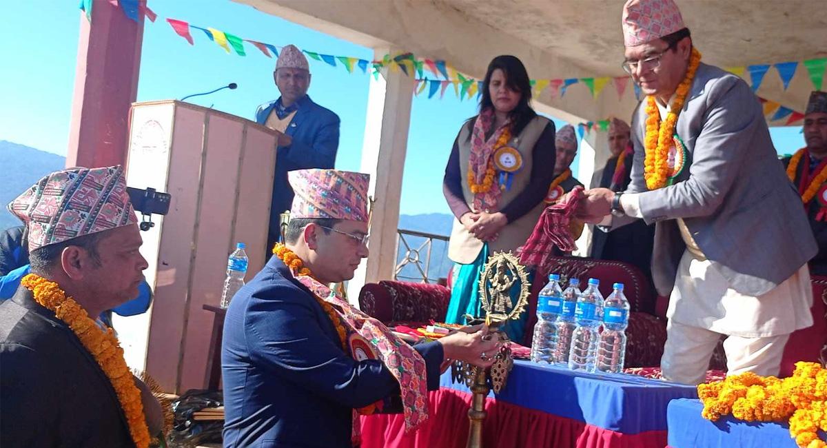 डडेल्धुरामा जिल्ला स्तरीय राष्ट्रपति रनिङ शिल्ड सुरु