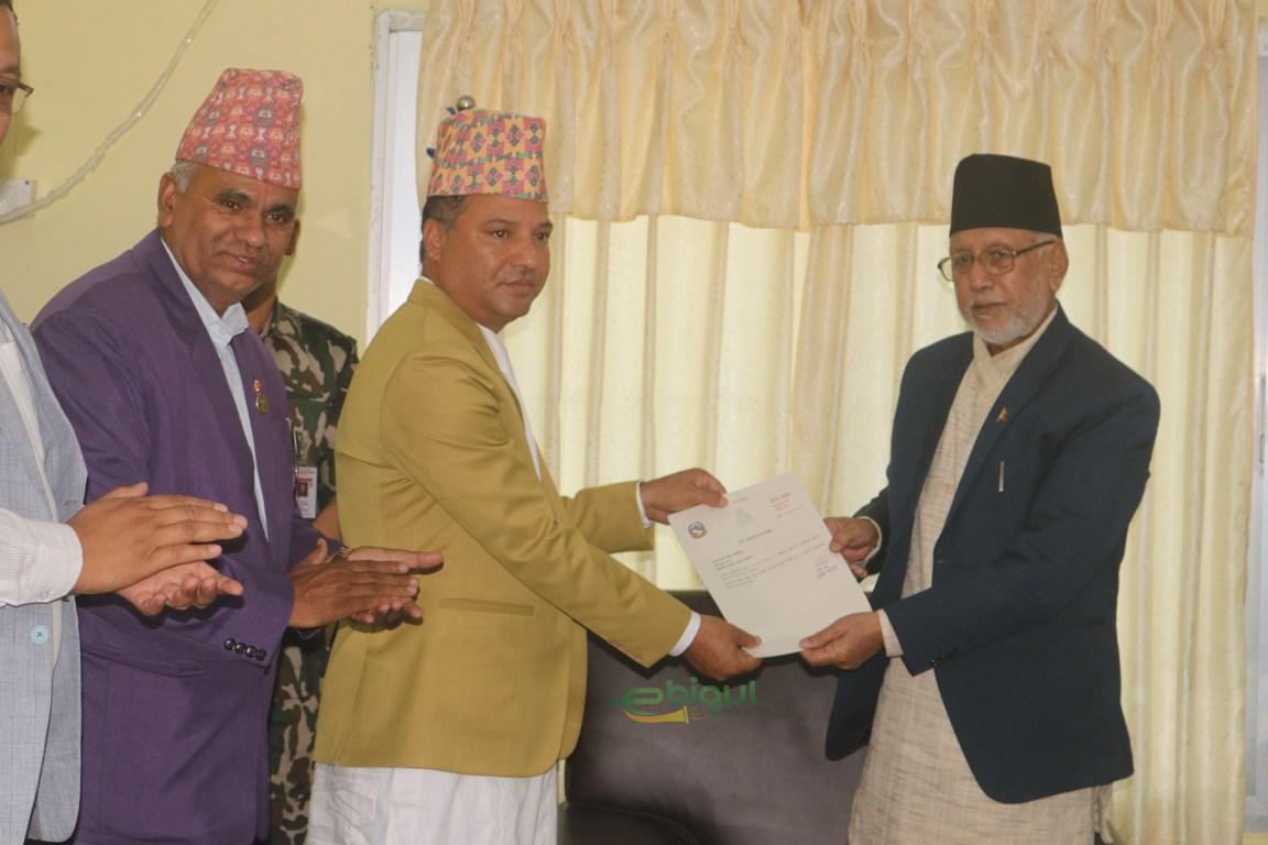 सुदूरपश्चिमका मुख्यमन्त्री दीर्घ सोडारीको नियुक्तिविरुद्ध सर्वोच्चमा रिट