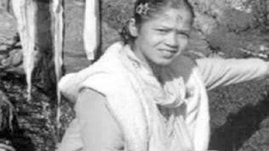  करिना बोहरा 