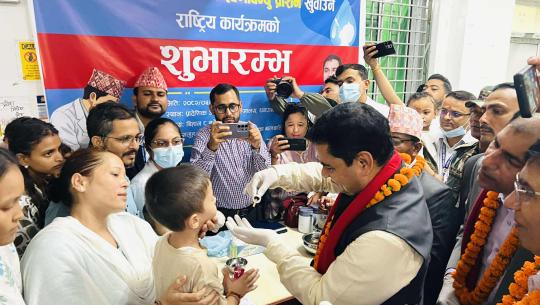‘राष्ट्रिय स्वर्ण बिन्दु प्राशन’ कार्यक्रमको औपचारिक शुभारम्भ 
