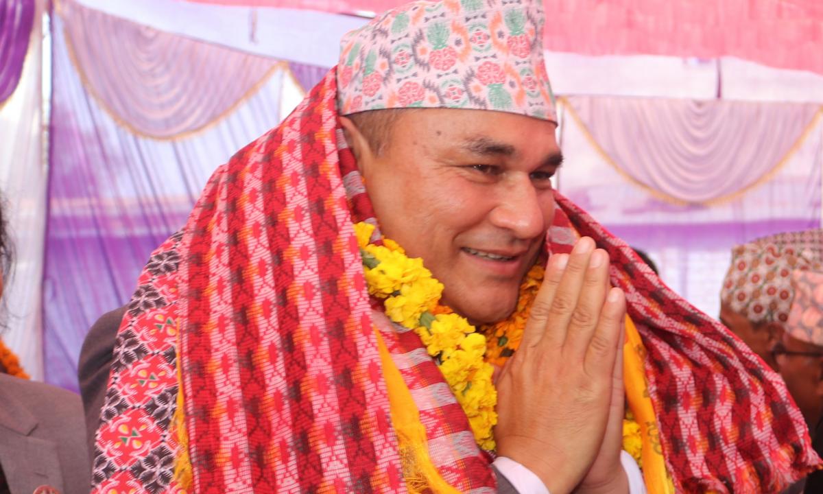 धनगढी : सुदूरपश्चिम प्रदेशका मुख्यमन्त्री कमलबहादुर शाहले राजीनामा दिने भएका छन्। विश्वासको मत पाउने सम्भावना टरेपछि मुख्यमन्त्री शाहले राजीनामा दिन लागेका हुन्।   मुख्यमन्त्री शाहले आजै विश्वासको मत लिने कार्यतालिका थियो। विश्वासको मत दिने नदिने विषयमा नागरिक उन्मुक्ति पार्टीभित्र चर्को मतभेद भएको र स्वतन्त्र सांसदले समेत विश्वासको मत नदिने भएपछि मुख्यमन्त्री शाहले राजीनामा दिन लागेका हुन्।  उनले प्रदेशसभा बैठकमा सम्बोधन गरेर राजीनामा दिने उनको सचिवालयले जानकारी दिएको छ। 