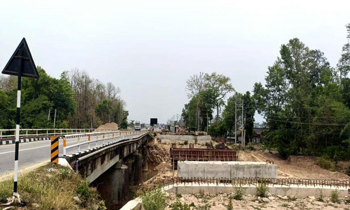  पुल निर्माण