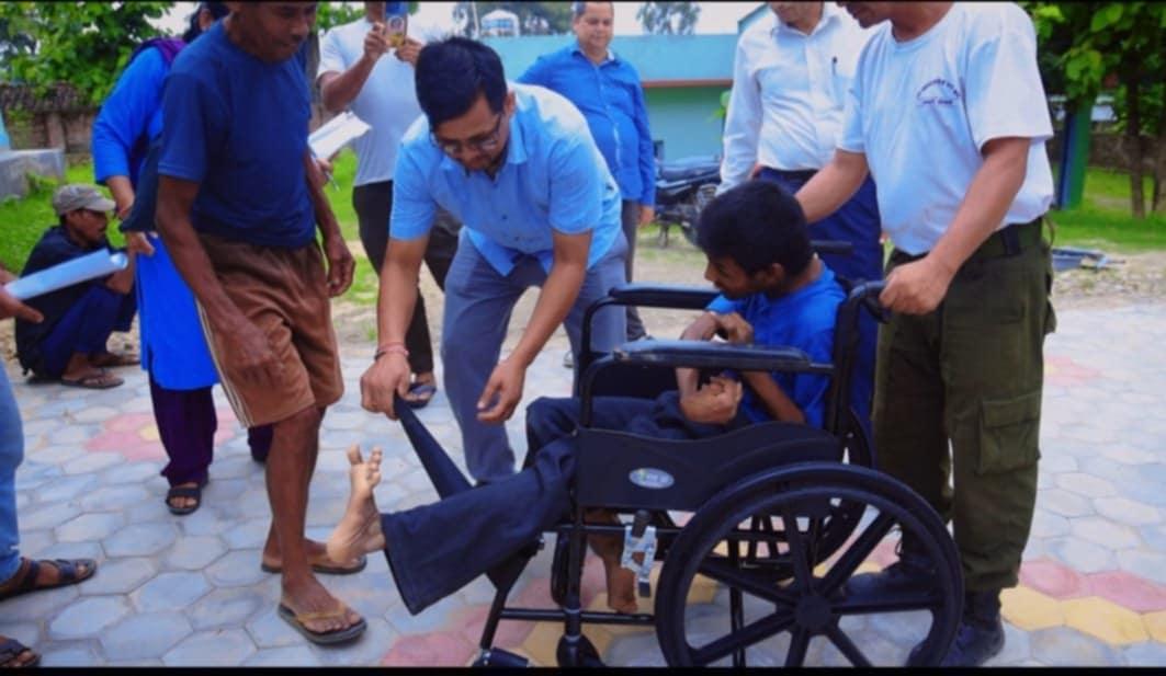 अपाङ्गता भएका व्यक्ति